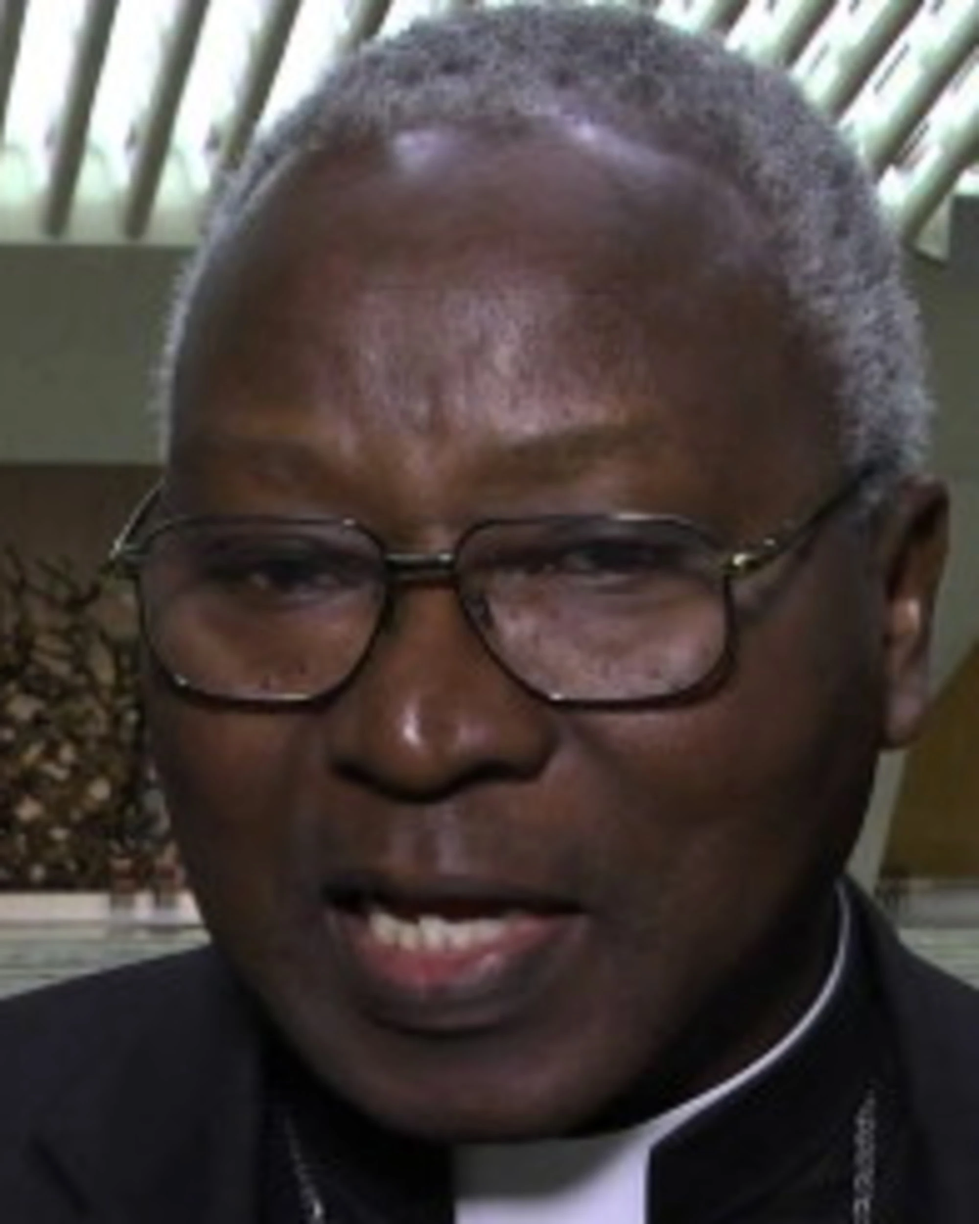 Conclave, sospetti sul cardinale Ouédraogo: spostata la data di nascita