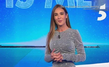 https://media.liberoquotidiano.it/-2NRDjZzdIbtT91ScdppIoRJaMx1q3htwwnDMWDiRMQ/width:800/quality:90/aW1hZ2VzLzIwMjUvMTAvMTUvMTAzNTU5NTU5LTk2ODdjOTE1LTc2ZWUtNGFhMS04N2JkLTU4YTJlM2M1MGFhNC5qcGc.webp