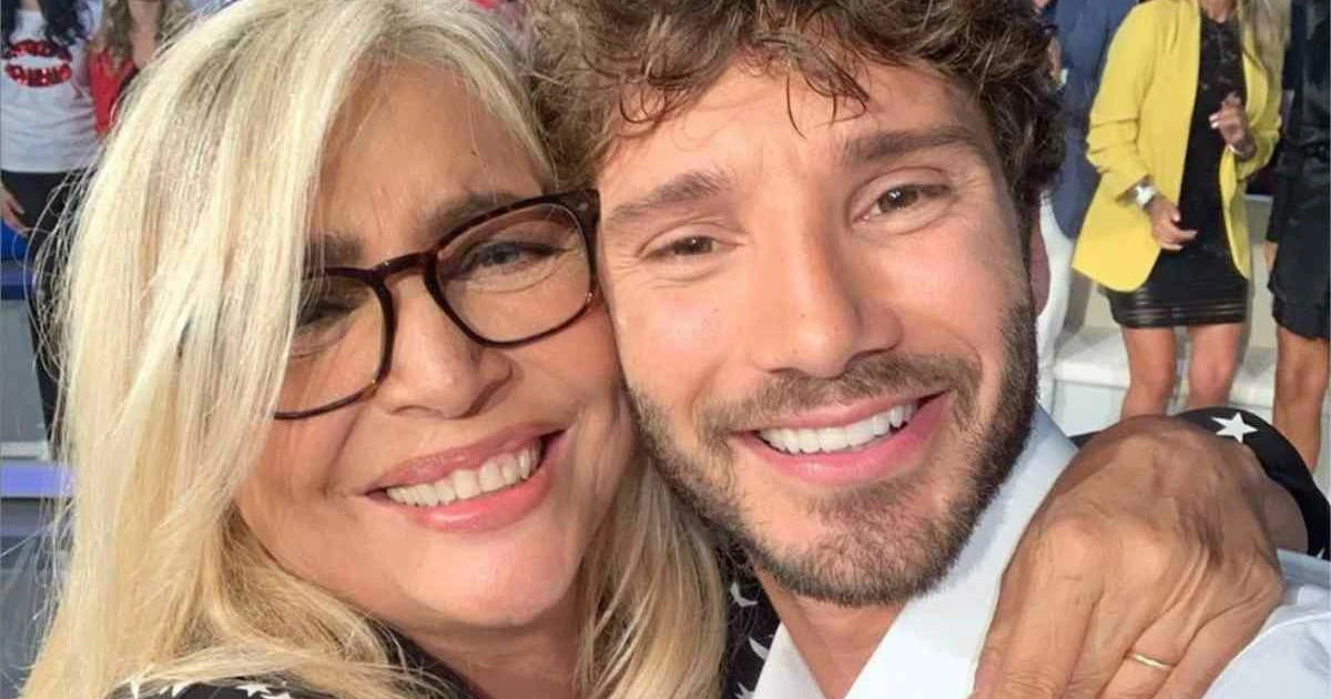 Mara Venier, voci impazzite su De Martino a Domenica In: chi frena