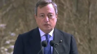 Mario Draghi, indiscreto di Chi: "Quella roba è vietata". Diktat al governo: ecco come devono vestirsi