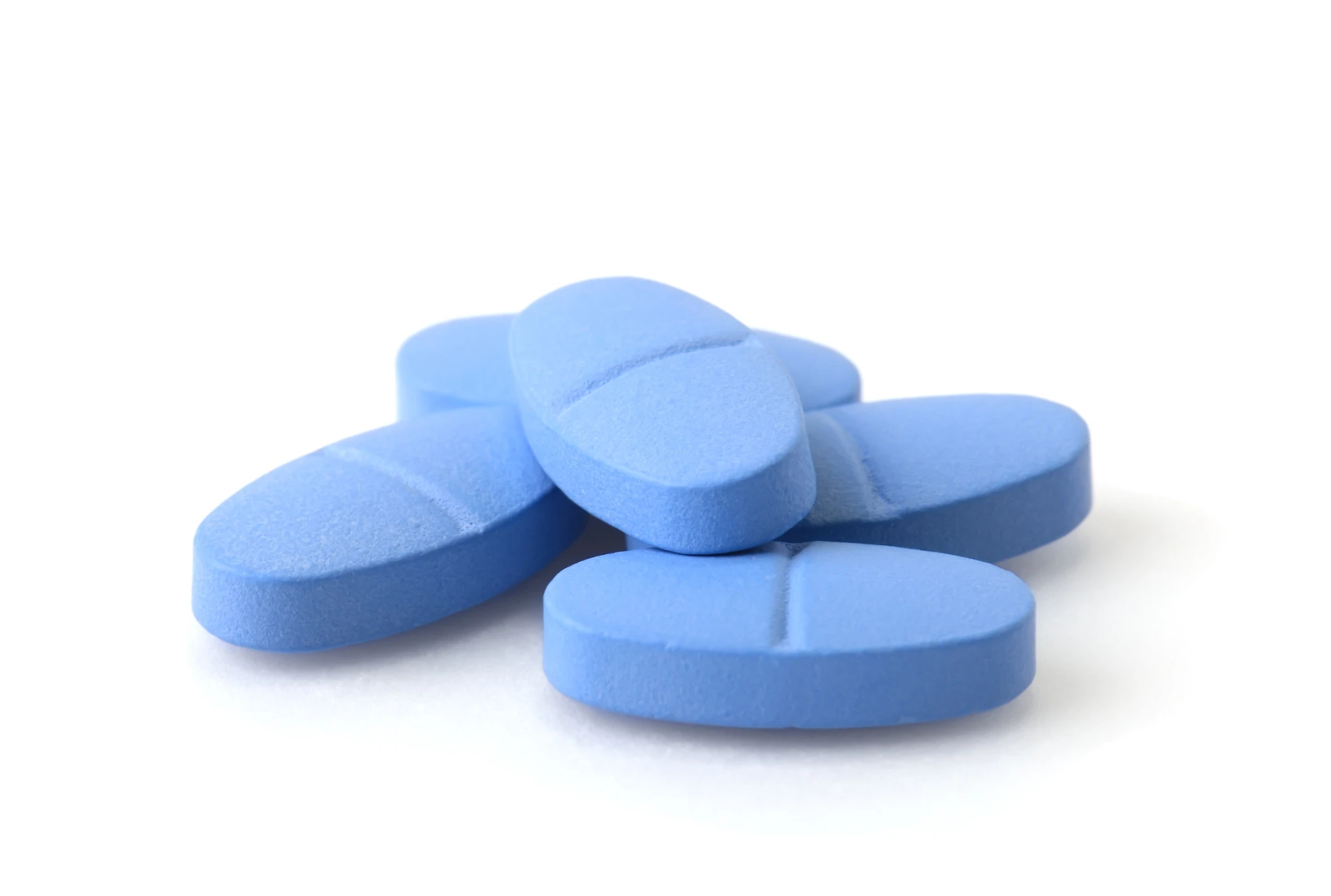 Viagra e disfunzione erettile, quali pasticche evitare: rischi danni permanenti alla vista