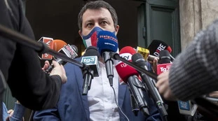 Matteo Salvini, "no" all'abolizione delle zone gialle: "Gli italiani si meritano il ritorno alla vita", scontro con Speranza