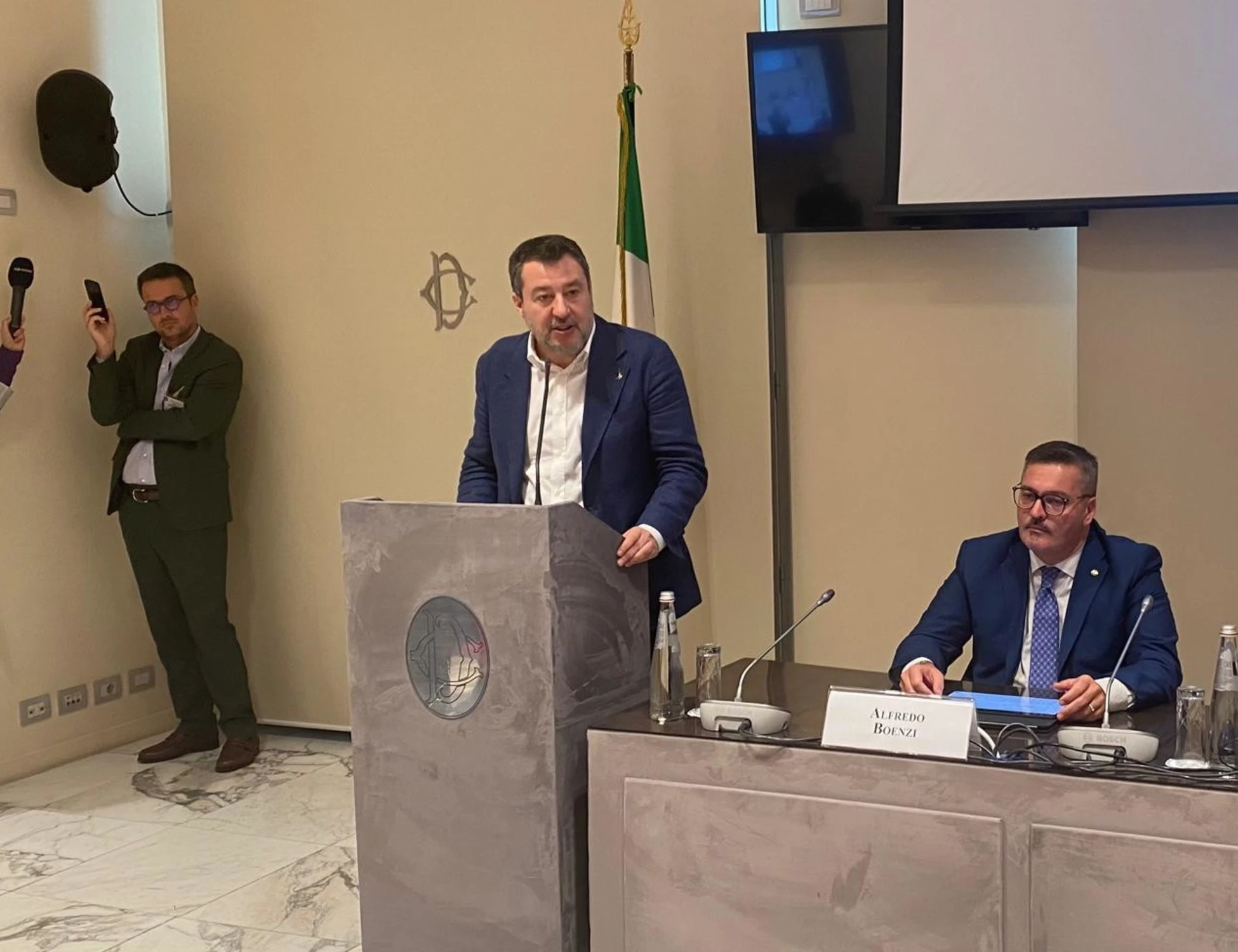 SICUREZZA STRADALE, 33 BAMBINI MORTI NEL 2025. UNASCA PRESENTA ALLA CAMERA LA SETTIMANA DELLA SICUREZZA DEL BAMBINO IN AUTO