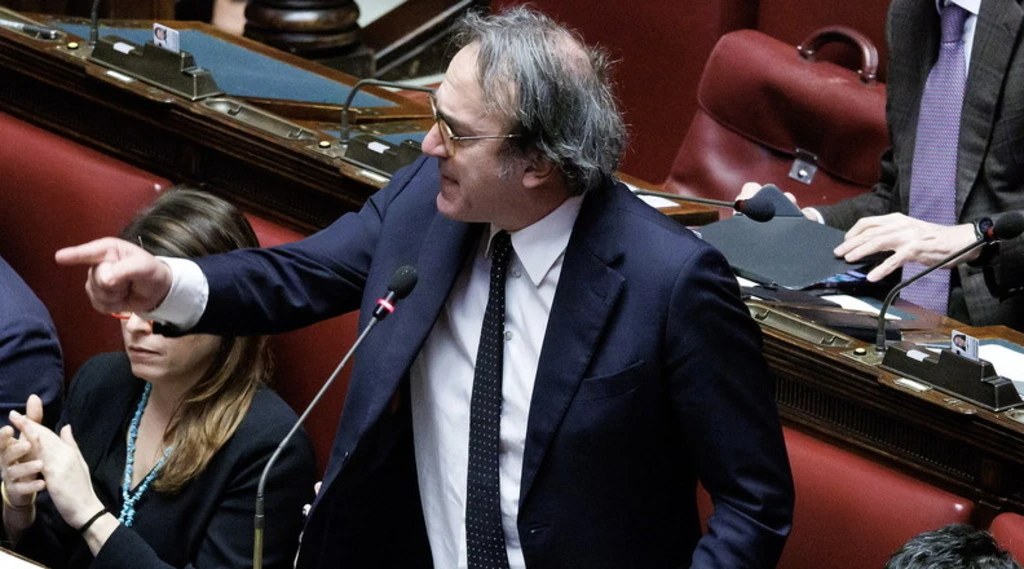 Chico Forti, Bonelli: "Bene, adesso liberiamo Ilaria Salis", la sinistra cavalca la vicenda