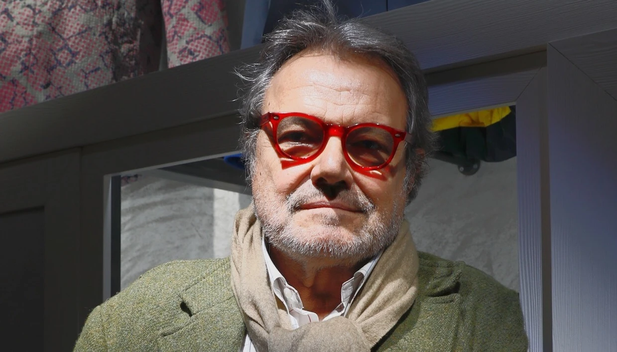 Oliviero Toscani getta la maschera, firma i manifesti per Antonio Calò del Pd