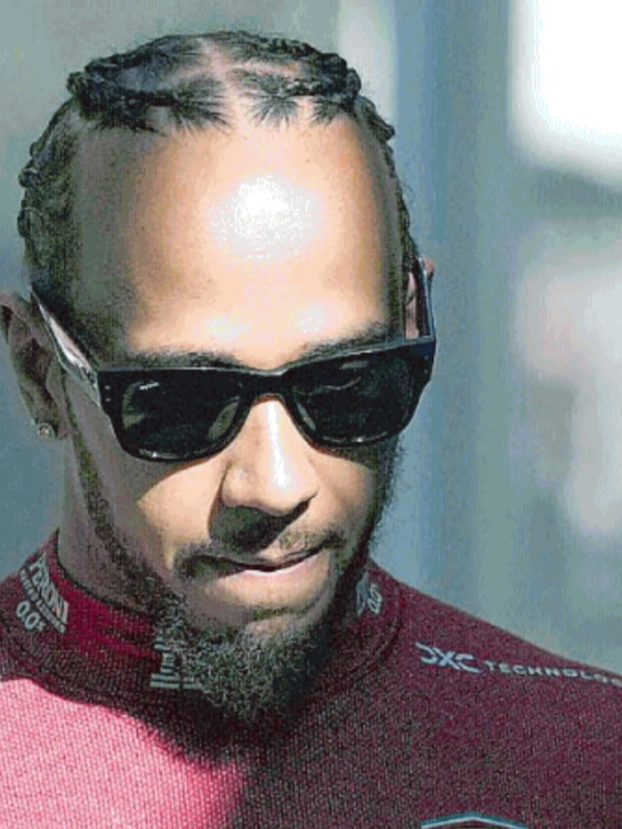 Lewis Hamilton, sfottono lui ma la colpa è della Ferrari: tam tam da Maranello, "Mondiale da comparsa"