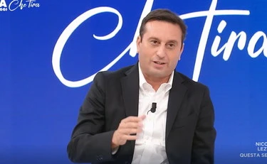 https://media.liberoquotidiano.it/-BMm4D3Eae5oNXRfE8dGlzga8AWJdxk9ixOs5OhDIQw/width:800/quality:90/aW1hZ2VzLzIwMjUvMTAvMDIvMTA0NjU2ODA3LTFjYTcwNzJiLTE3YWMtNGM5OS1hZWYxLWU2MjQ0N2M3YjU2ZS5qcGc.webp