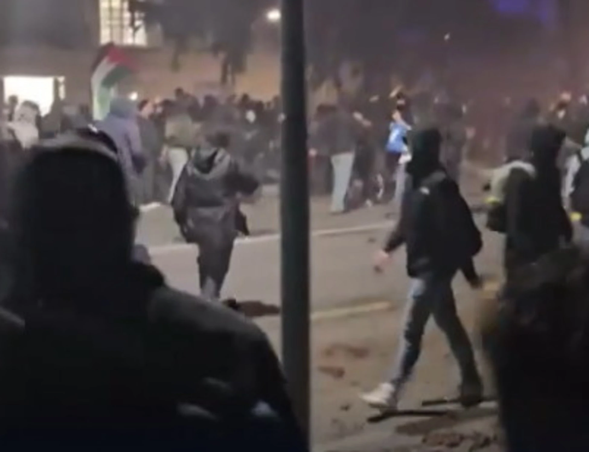 Italia-Israele, Avs la spara: "Scontri a Udine? Colpa dei fascisti"