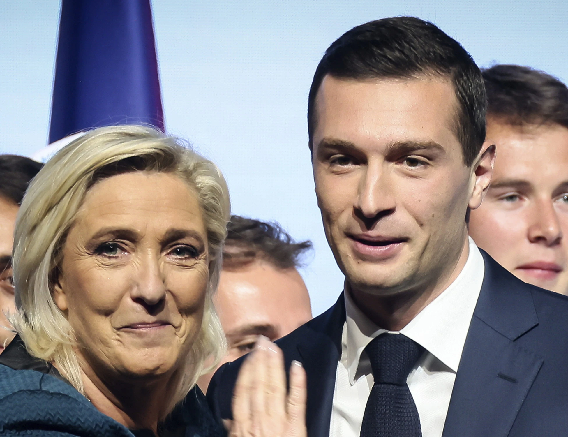 Francia, sondaggisti sicuri: alle urne? Sia Le Pen sia Bardella favoriti