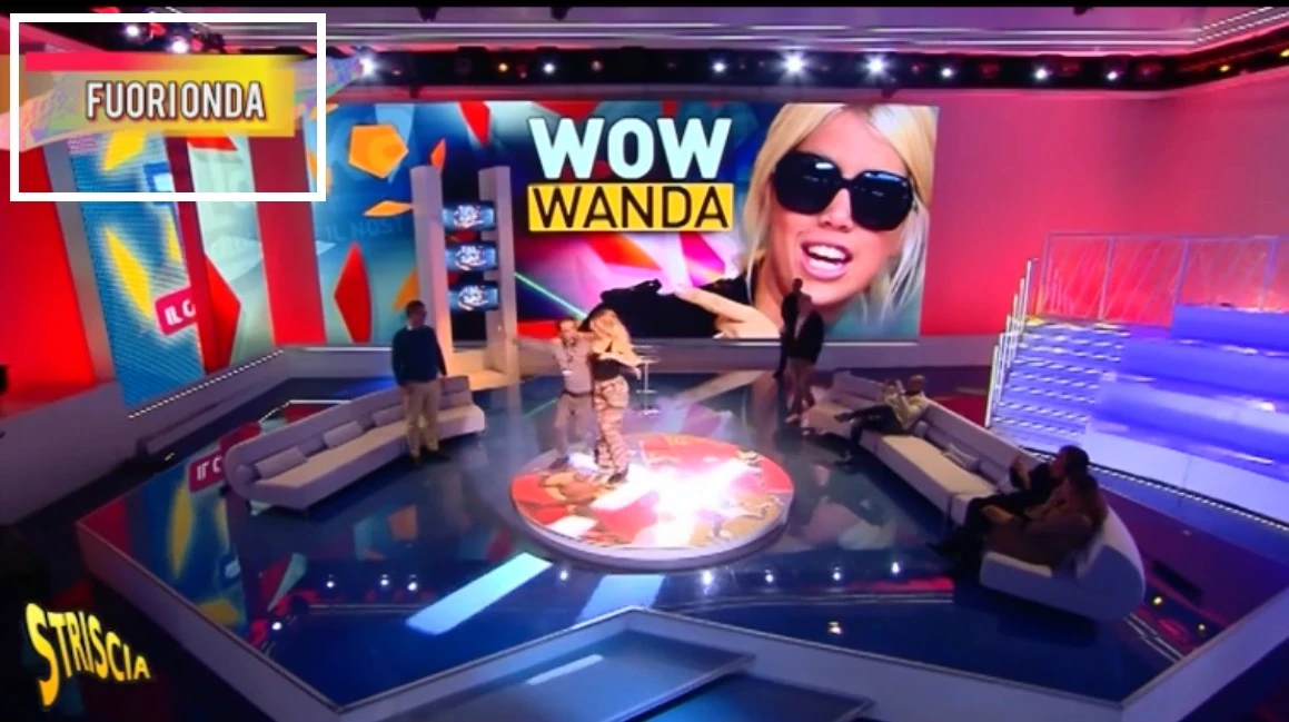 Striscia la Notizia mostra il fuorionda: la drammatica caduta di Wanda Nara a Tiki Taka