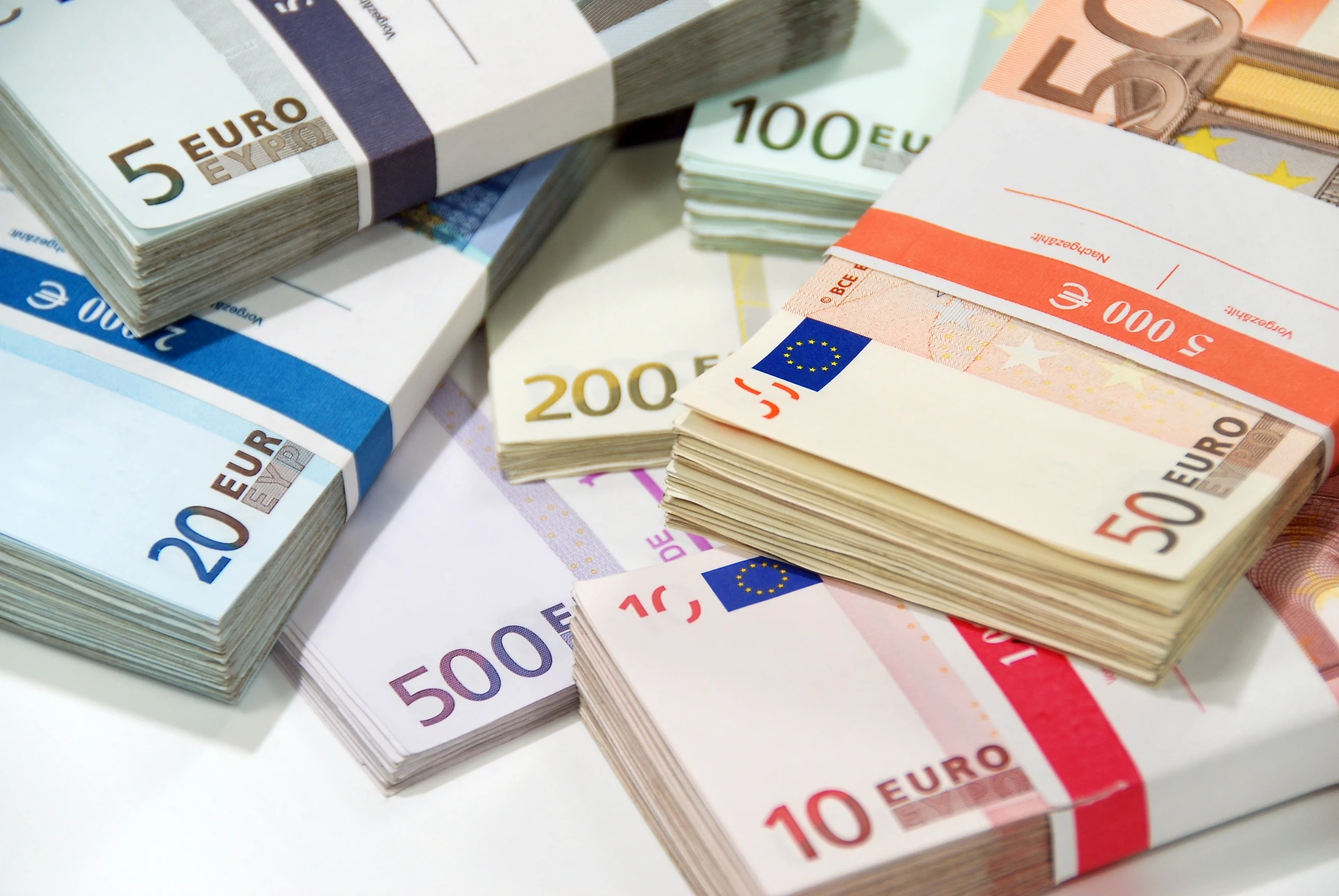 Lotteria, compra 30 biglietti in un solo giorno: vince una cifra colossale