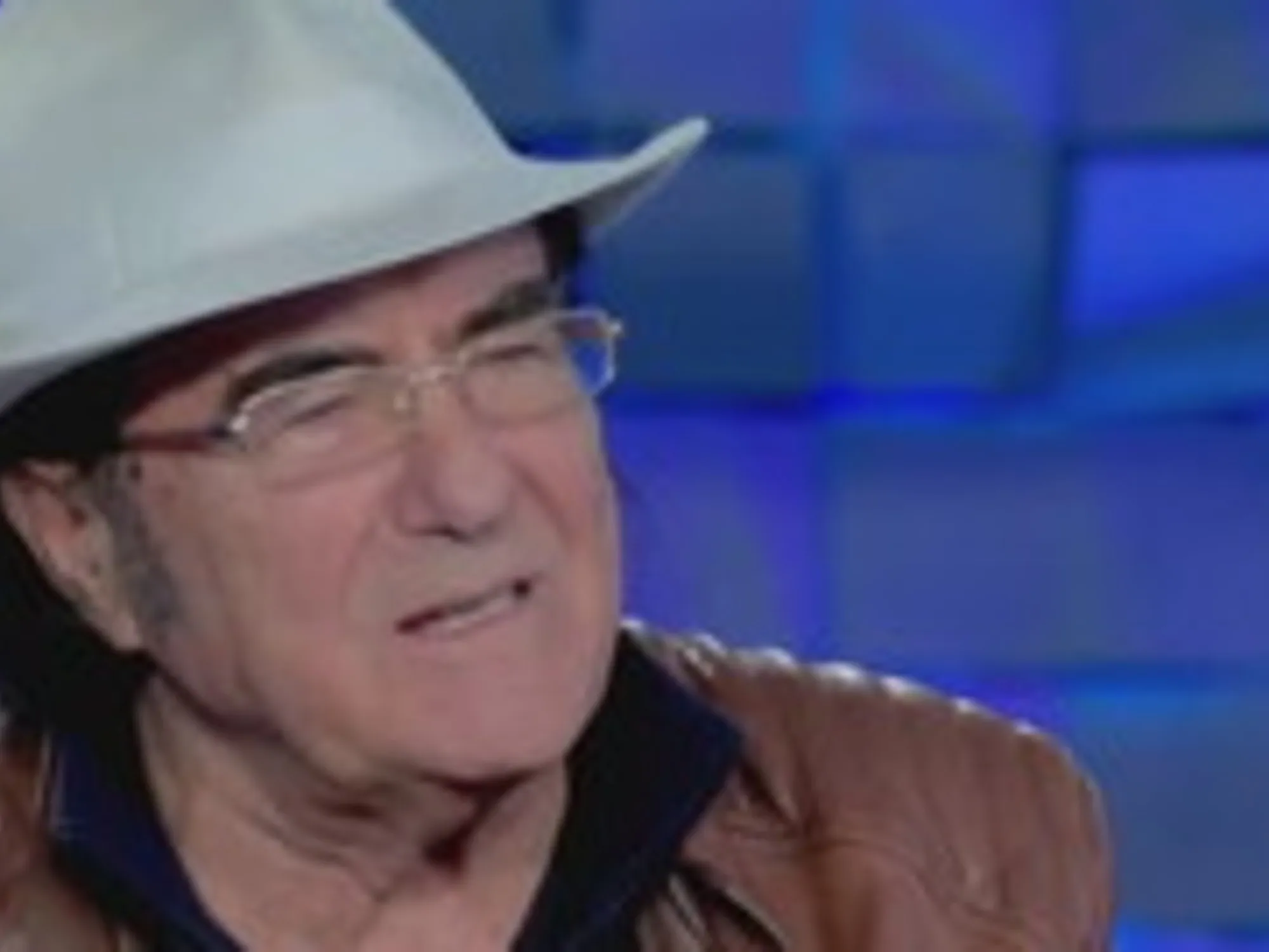 "Un po' di educazione...": Al Bano contro Conti