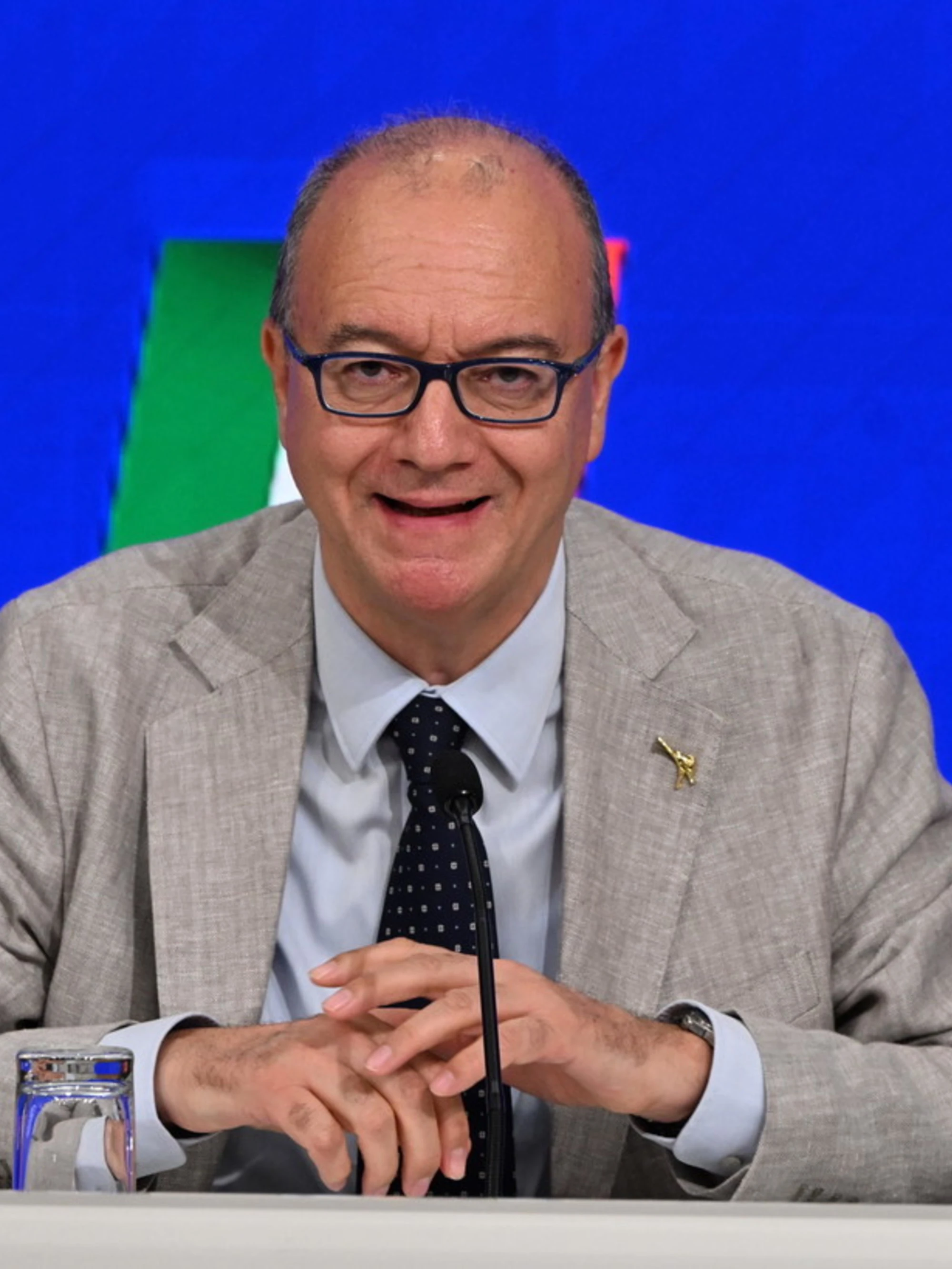 Valditara: "Giovani immaturi? Famiglie e scuola unite per una rivoluzione culturale"