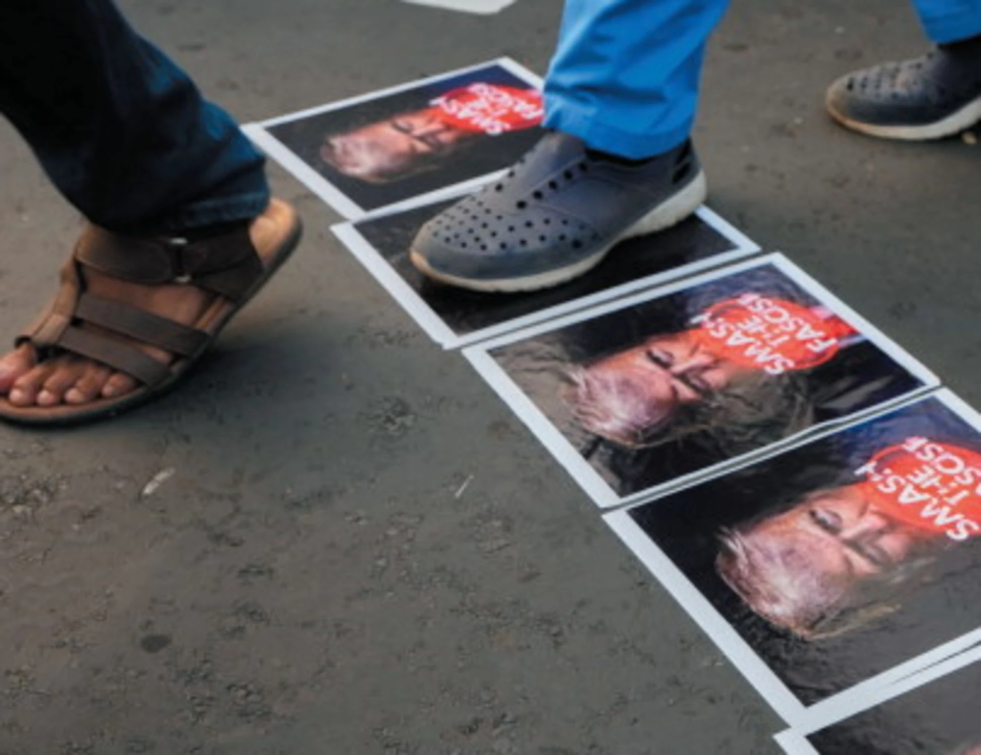 Sinistra cerchiobottista: "Né Maduro né Trump"