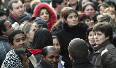 Servizio civile, il bando discrimina.Il giudice: “Stranieri aiutino la patria Italia”