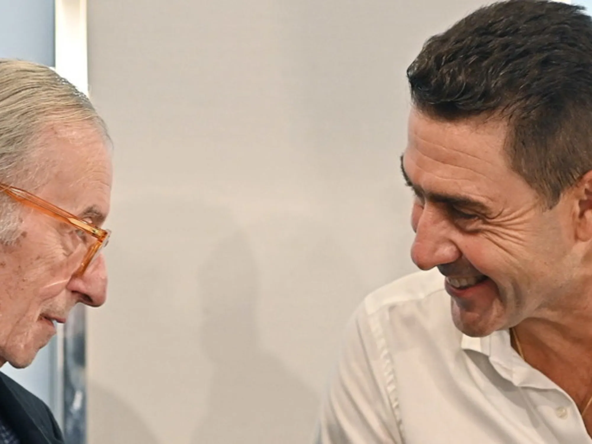 "Viva Vannacci!": Feltri irrompe a Torino, clamoroso endorsement