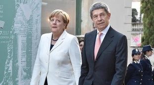 Angela Merkel e la crisi col marito Joachim Sauer, imbarazzo nell'intervista: "Non credo che lui...". Il gelo