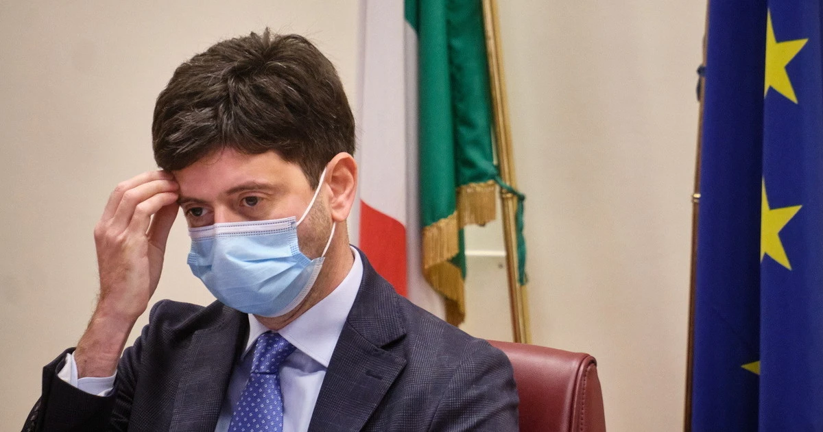 Coronavirus mutato, “è già in Italia”: scoperto il primo caso arrivato dalla Gran Bretagna
