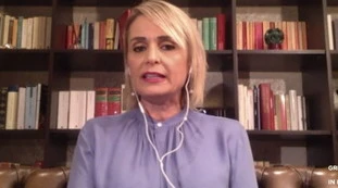 Otto e Mezzo, Antonella Viola: come e perché il Covid può dilagare ancora, lo scenario peggiore