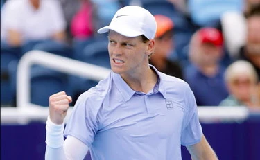 Sinner, batte Auger-Aliassime e vola in semifinale a Cincinnati: il colpo della vittoria