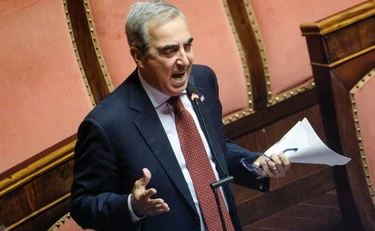 Hannoun, Gasparri spiana Schlein e Pd: "Giusto uccidere i collaborazionisti? E voi applaudite..."