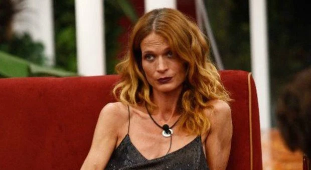Grande Fratello Vip, Jane Alexander e il rapporto a tre coi comici vip? Dago-bomba: "Forse sono loro"