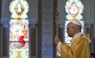 Trump, nuova offensiva contro Papa Leone: "Qualcuno glielo dica"