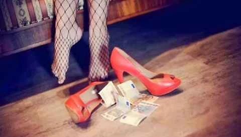 Un cliente chiede 70mila dollari di risarcimento a una prostituta: "Il sesso era insoddisfacente"
