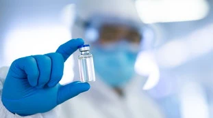 Covid, scoperto il vermifugo che "uccide il  virus in 48 ore": disponibile solo nella città del Vaticano  e a San Marino
