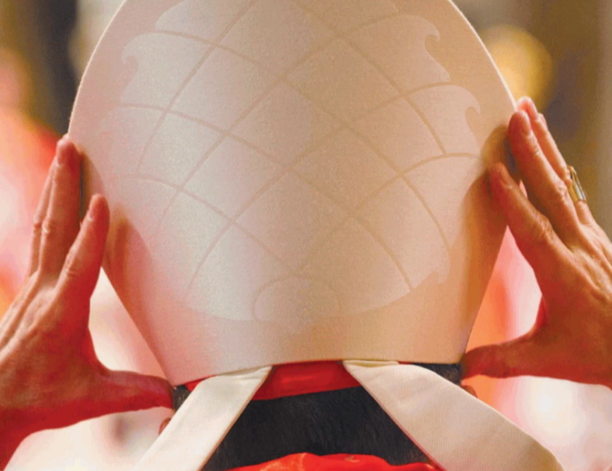Conclave, da Dolan a Burke: la spinta dell'ala conservatrice