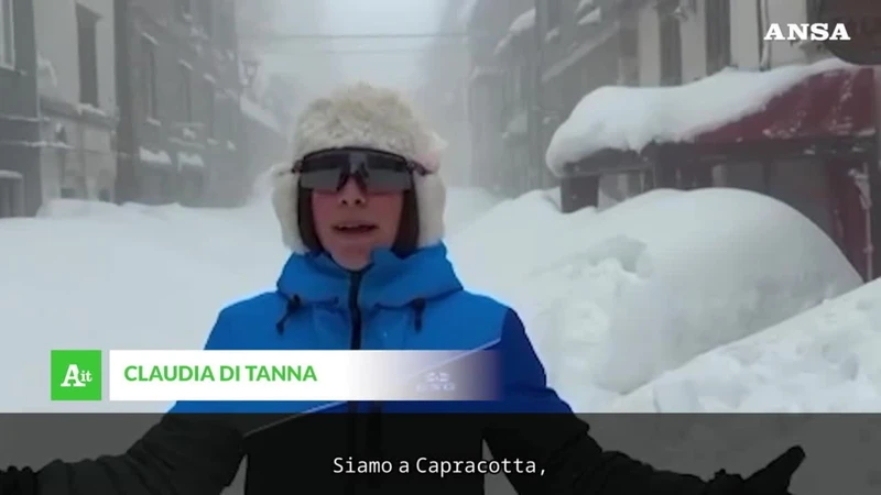 Capracotta, passata la bufera restano 2 metri di neve