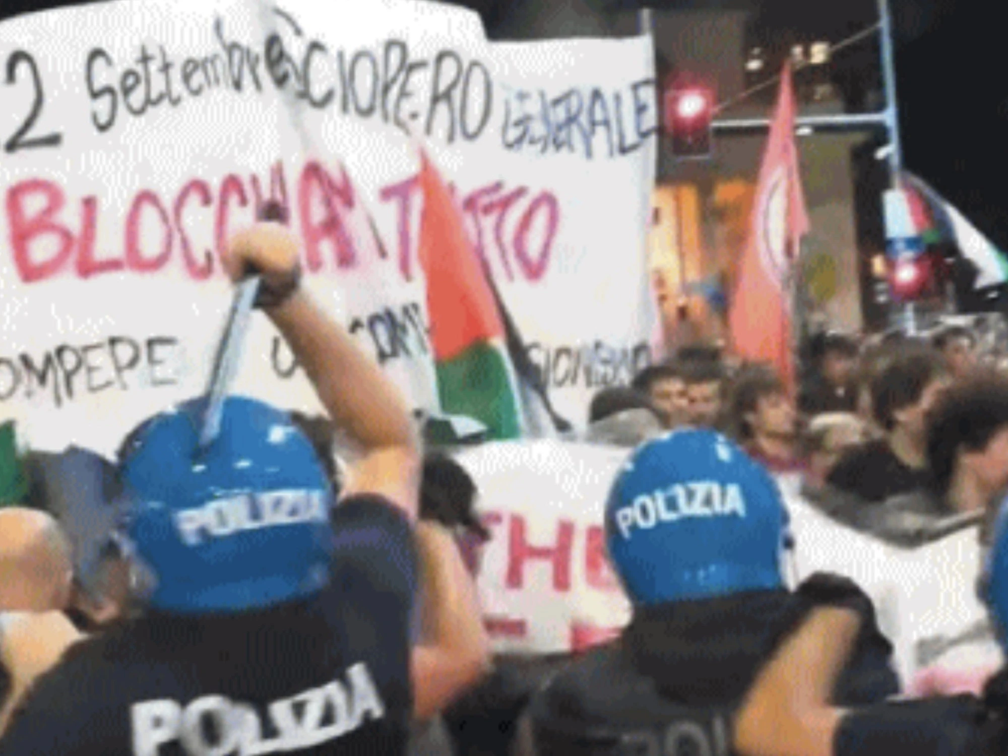 Pro-Pal, gli attivisti occupano le strade: scontri con la polizia