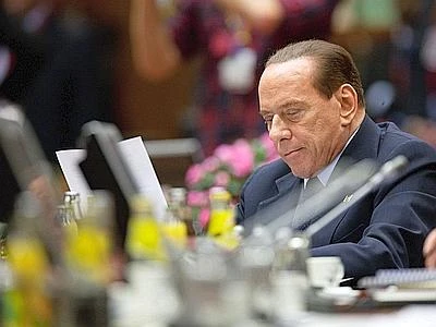 Vertice decisivo Berlusconi-Alfano Fitto: ''C'è chi vuole fare la festa al Cav''