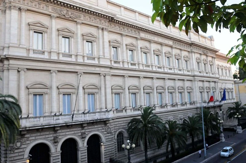 SI AMPLIA IL DIVARIO TRA SUD E RESTO D'ITALIA