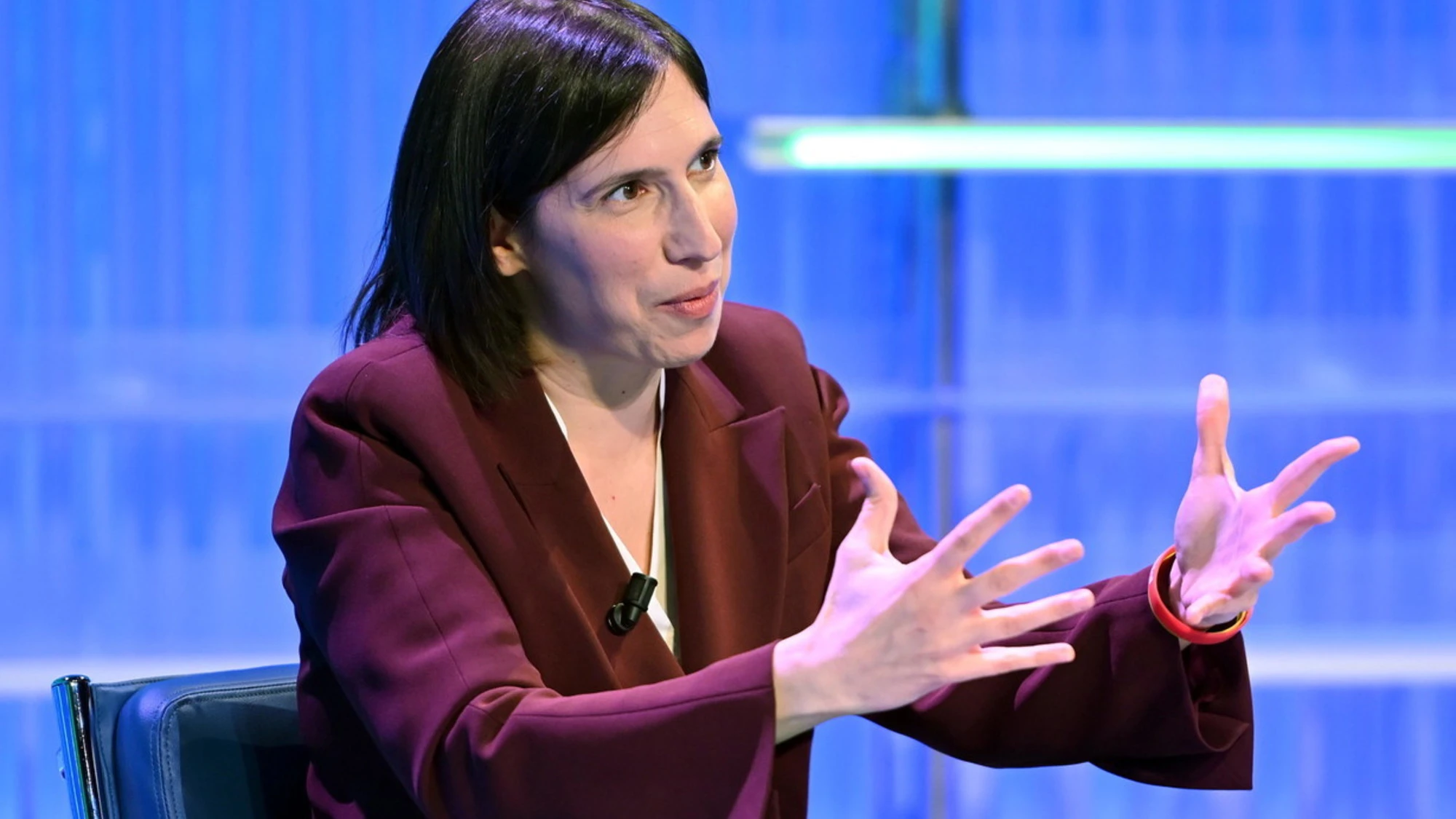 Secondo voi chi può "fregare" la Schlein per la candidatura a premier?