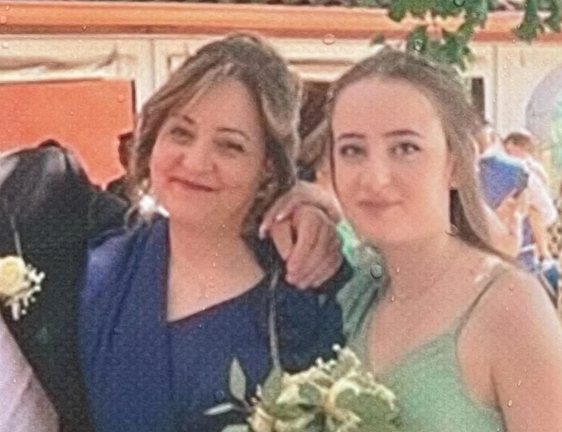 Ricina, cozze e salumi: dove si nasconde la verità su madre e figlia avvelenate