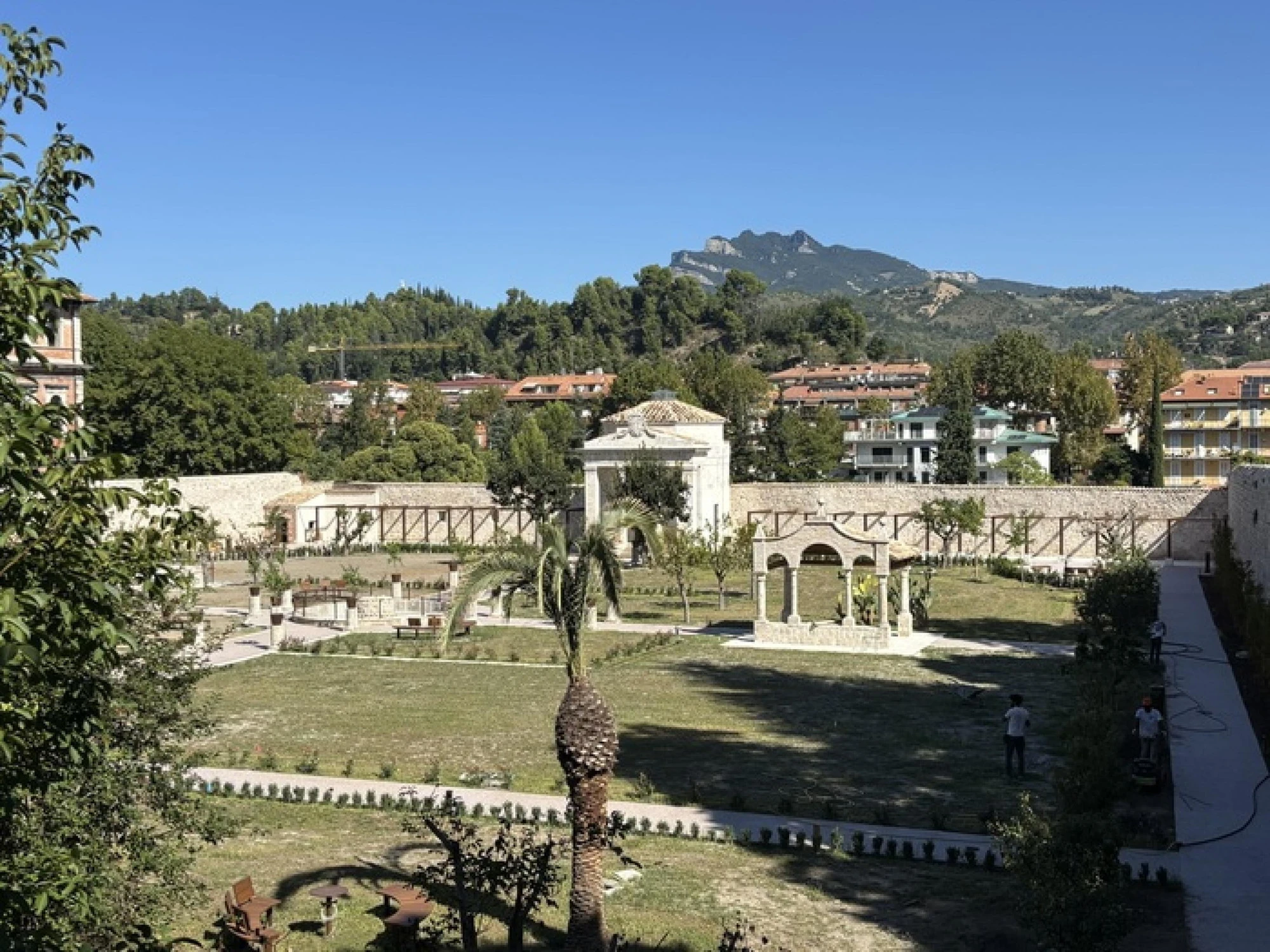 Ad Ascoli riapre il giardino di Palazzo Saladini Pilastri
