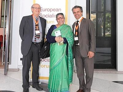 Contro la crisi economica arriva il ‘socialing’, un marketing social oriented