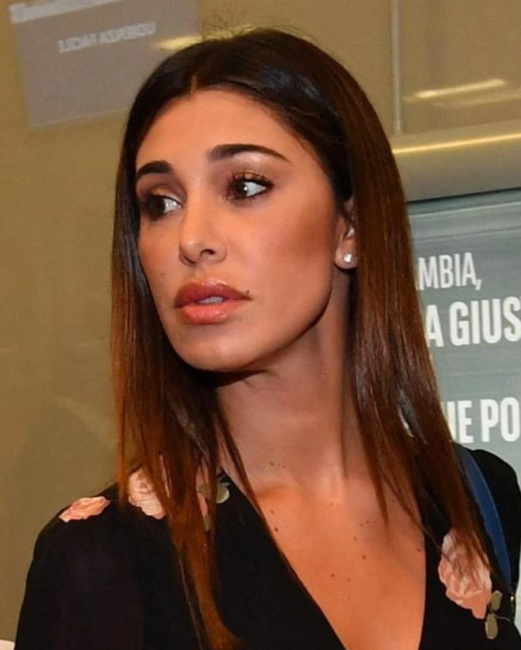 Belen Rodriguez, "urla e offese in strada". E spunta De Martino...