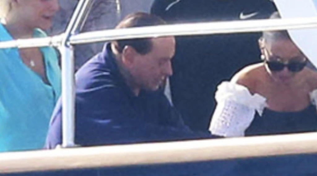 Silvio Berlusconi, contagio in famiglia: “Avvertiva i sintomi”, tutto è partito dalla figlia Barbara