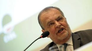 Roberto Calderoli contro chi attacca la Lombardia: "Ma Roberto Saviano e le Sardine cosa hanno fatto per aiutare?"