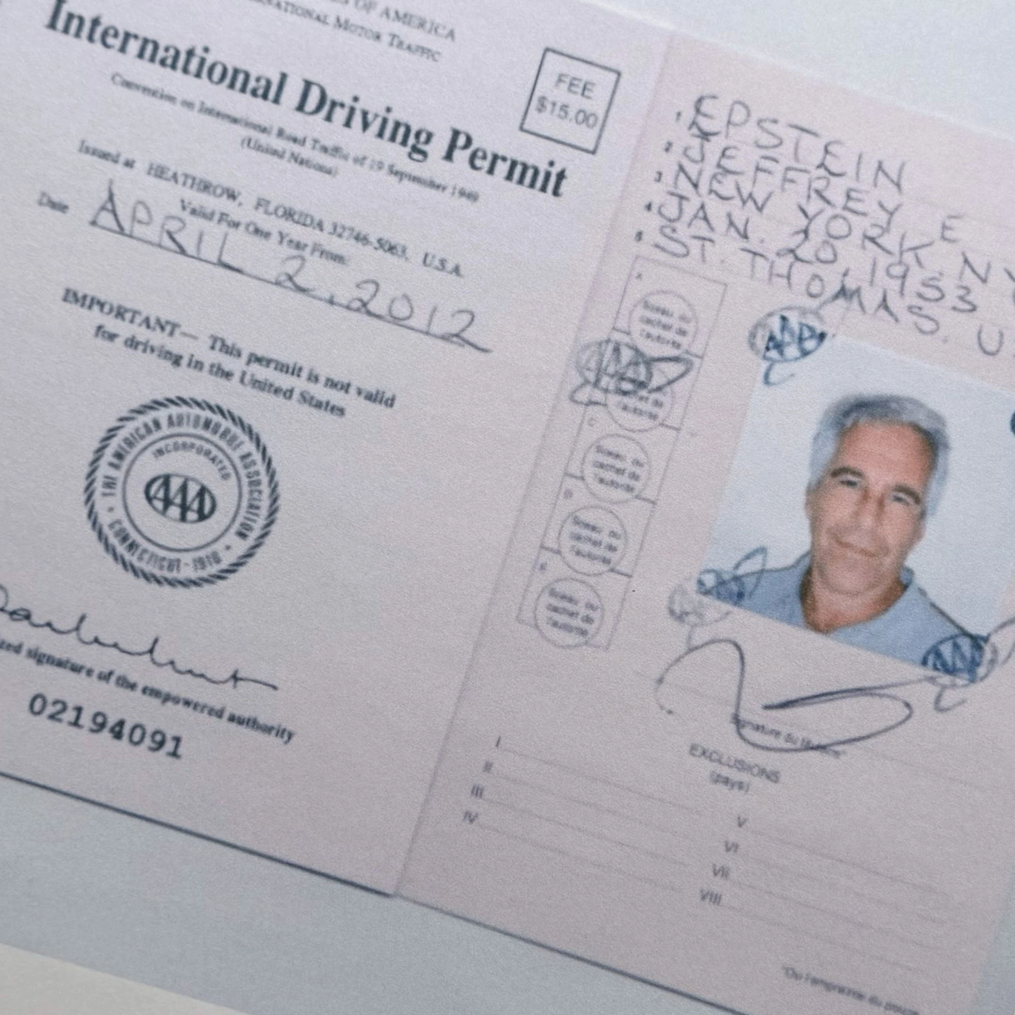 Jeffrey Epstein, lo scandalo non affonda Trump ma i progressisti