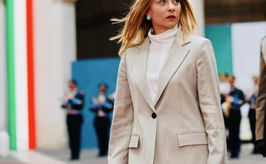 "Meloni ha fatto la modella": Hannoun insulta, Fdi insorge