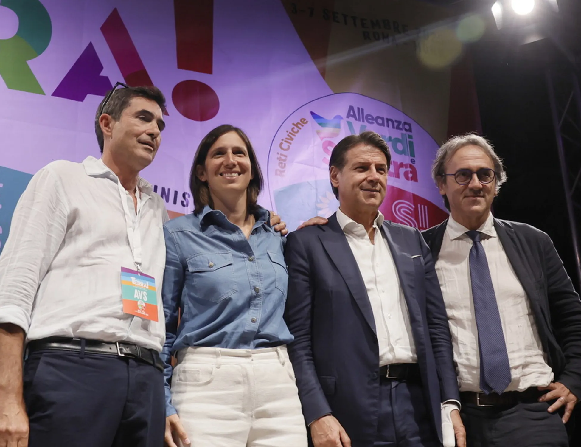 Leggi l'articolo: Il sondaggio: sinistra in caduta libera, FdI umilia Pd, M5s e Avs