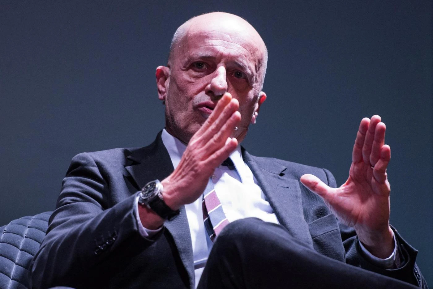 Sallusti avverte Conte: "Fossi in lui non dormirei tranquillo". Così il pentapartito di Renzi lo farà fuori