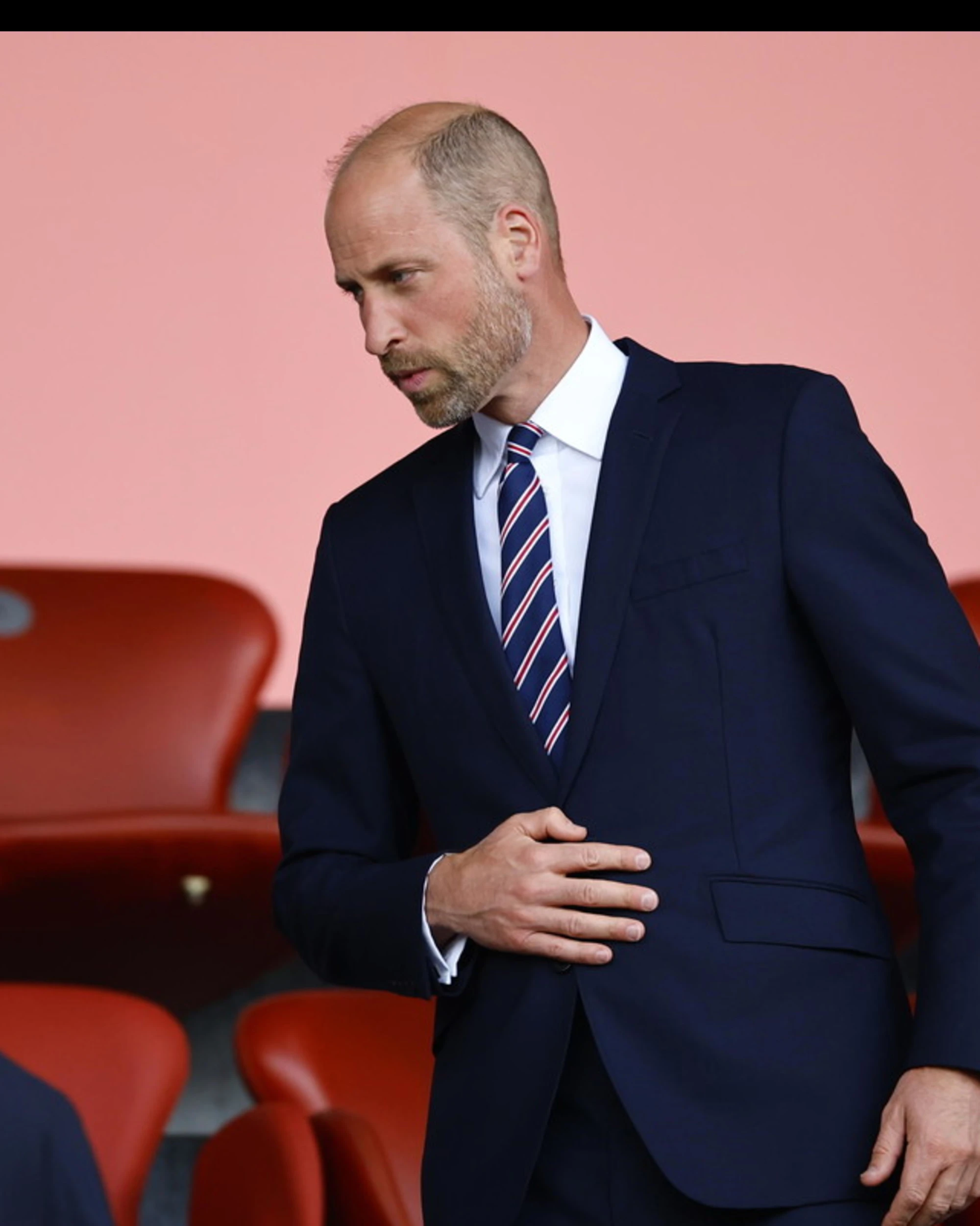 "William e Re Carlo non si parlano più": crisi politica, choc in Inghilterra