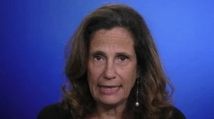 DiMartedì, Ilaria Capua frena gli entusiasmi: "Non sarà il vaccino che ci porterà fuori dal virus perché la sperimentazione sarà troppo lunga"