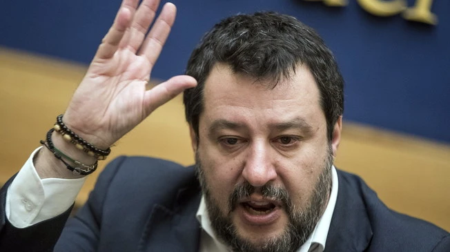 Matteo Salvini contro Pd e Giorgio Gori: "Coronavirus, italiani senza soldi? Loro pensano agli immigrati"