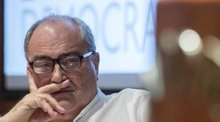 Goffredo Bettini: "Con una sconfitta alle Regionali il governo rischia di saltare". Anche dal Pd parlano di crisi
