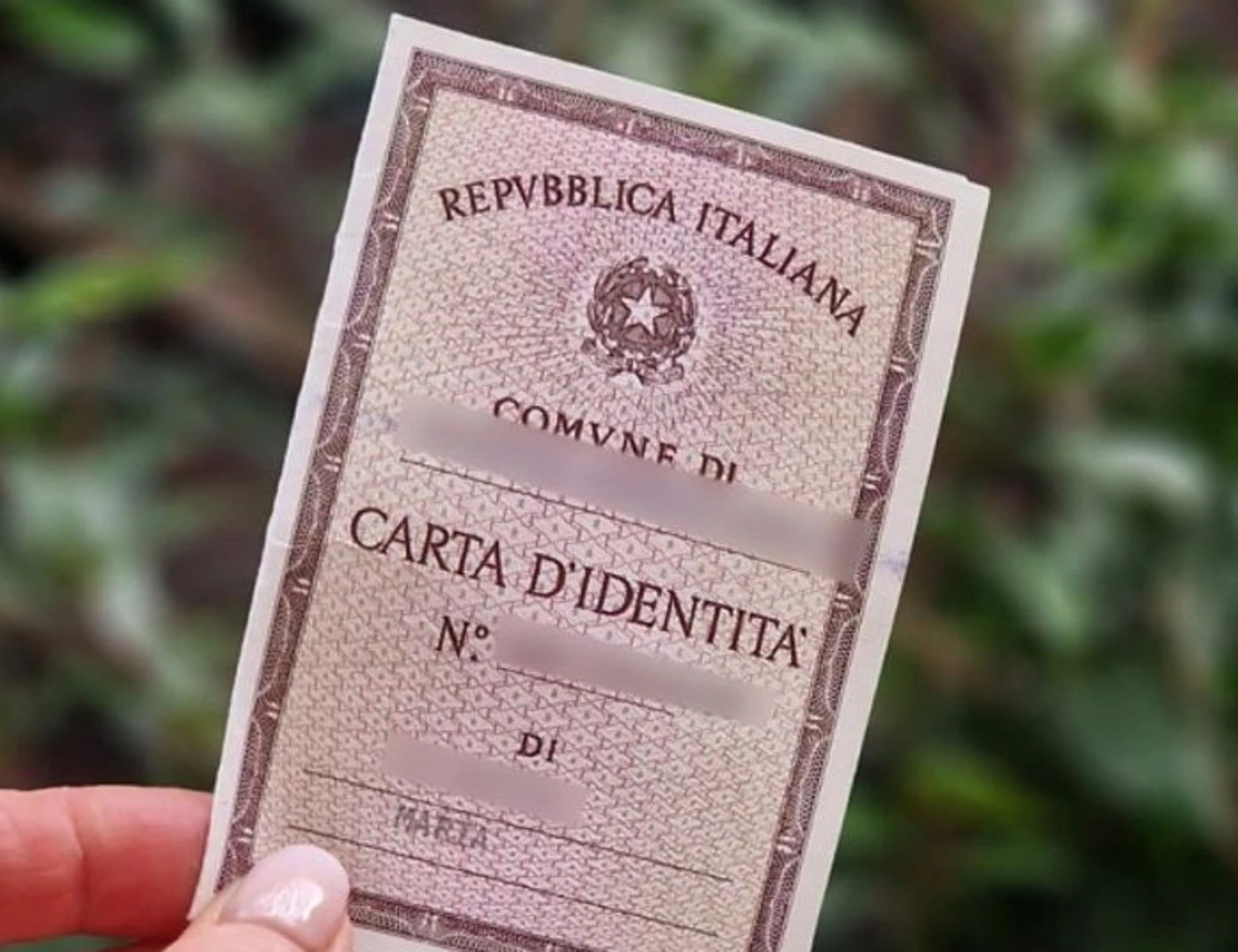 Carta d'Identità, stop all'obbligo di rinnovo per gli over 70: cosa cambia